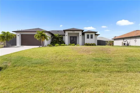306 NE 9th Ter, Cape Coral, FL 33909