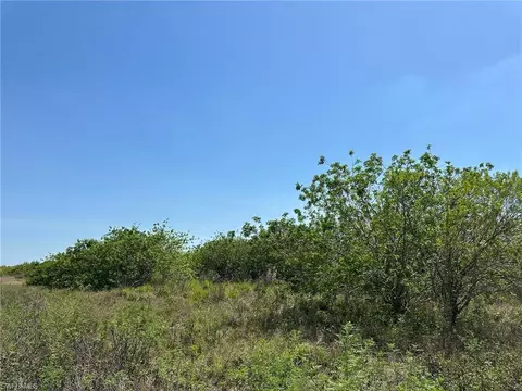 6389 6th Rd, Labelle, FL 33935 photo 2