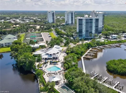 320 Horse Creek Dr #105, Naples, FL 34110