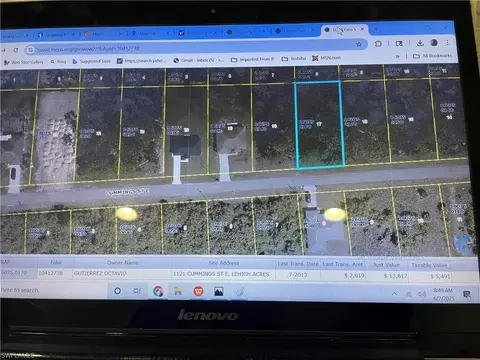 1121 Cumming St E, Lehigh Acres, FL 33974