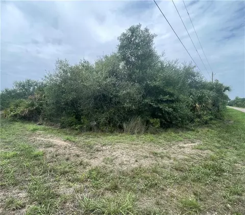 1000 W 14th St, Lehigh Acres, FL 33972