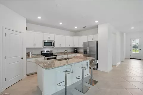 13952 Hunter Oak Dr, Fort Myers, FL 33913