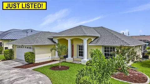 608 SW 43rd Ter, Cape Coral, FL 33914