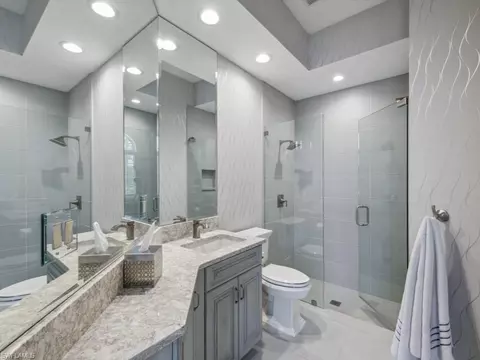 Bath - 14822 Bellezza Ln, Naples, FL 34110 photo 3 of 3