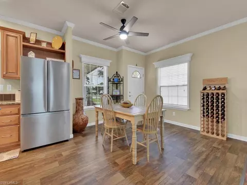 23 Chateau Way, Naples, FL 34112 photo 10