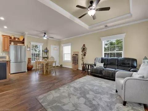 23 Chateau Way, Naples, FL 34112 photo 4