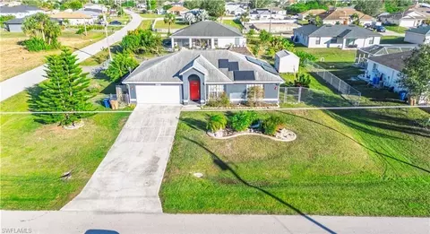 1020 Chaplin Ave, Lehigh Acres, FL 33971