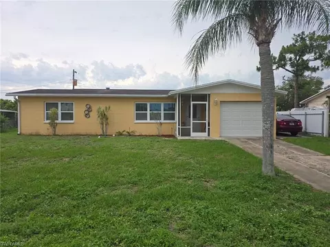 804 Alcala Ave, Lehigh Acres, FL 33936