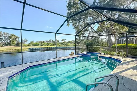 25151 Bay Cedar Dr, Bonita Springs, FL 34134