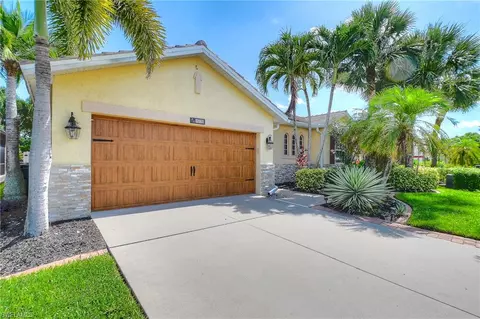 11771 Pine Timber Ln, Fort Myers, FL 33913