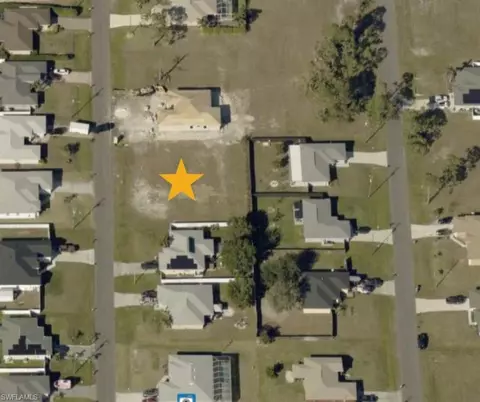 1111 NW 19th Pl, Cape Coral, FL 33993