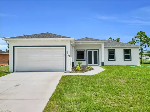 3202 41st St W, Lehigh Acres, FL 33971