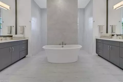 4472 Pine Ridge Rd, Naples, FL 34119 photo 4