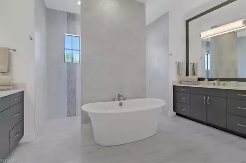 4472 Pine Ridge Rd, Naples, FL 34119 photo 18