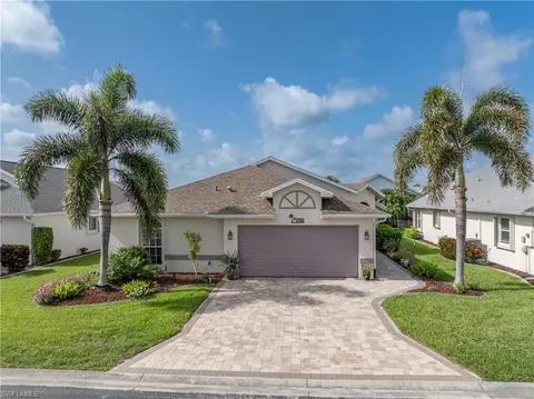 3760 Gloxinia Dr, North Fort Myers, FL 33917