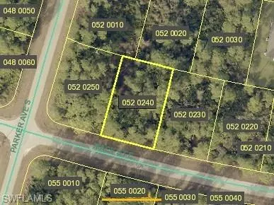 1017 Macy St E, Lehigh Acres, FL 33974 photo 2