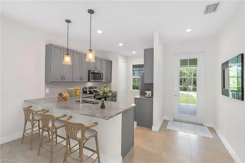 2955 Pine Tree Dr, Naples, FL 34112