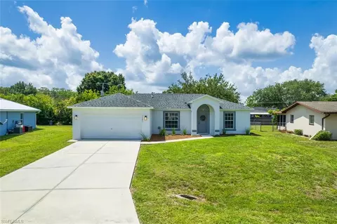 13621 River Forest Dr, Fort Myers, FL 33905