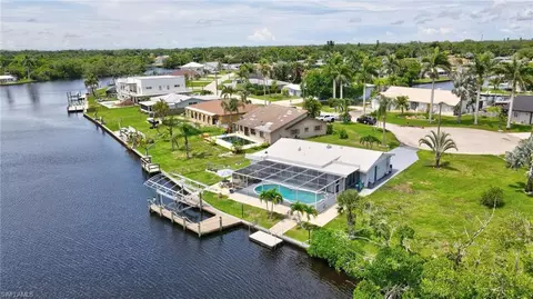 399 Grenier Dr, North Fort Myers, FL 33903