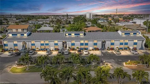 4904 Vincennes St #201, Cape Coral, FL 33904