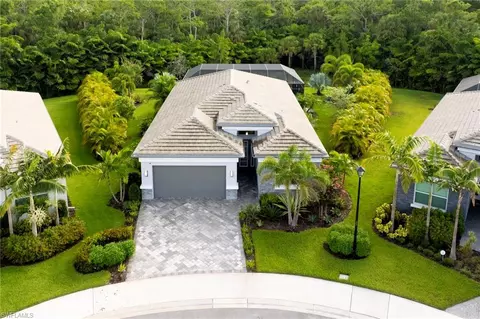 11413 Jacaranda Dr, Naples, FL 34120 photo 2