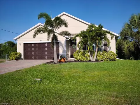 406 SW 25th Pl, Cape Coral, FL 33991