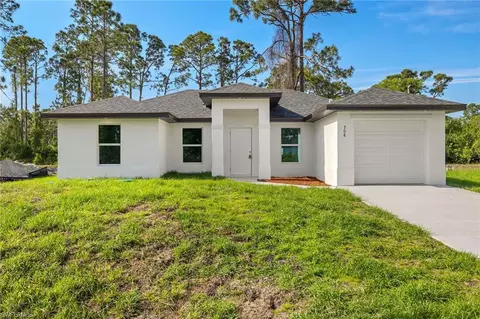 2804 64th St W, Lehigh Acres, FL 33971