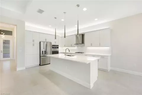 Kitchen - 11264 Daphne Ct, Naples, FL 34120 photo 1 of 2