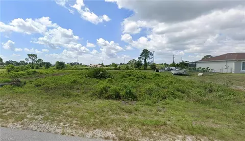 1034 Hatfield St, Lehigh Acres, FL 33974