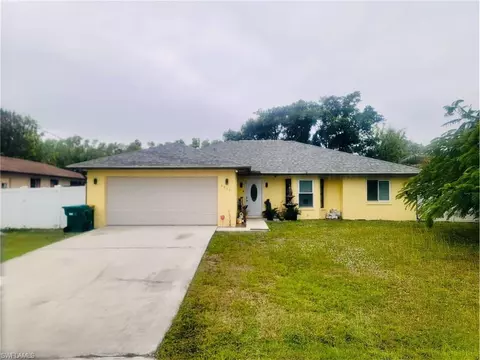 4090 32nd Ave SW, Naples, FL 34116