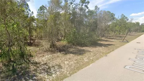850 Dudley Ave S, Lehigh Acres, FL 33974