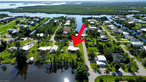 5388 Marina Dr, Bokeelia, FL 33922