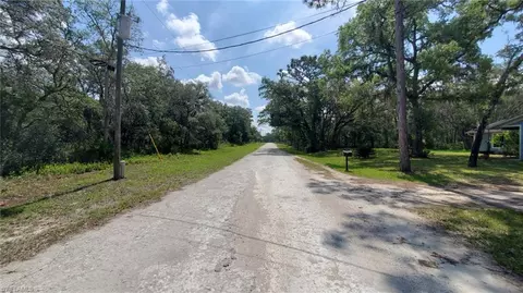 35017 Primrose Ln, Webster, FL 33597 photo 2