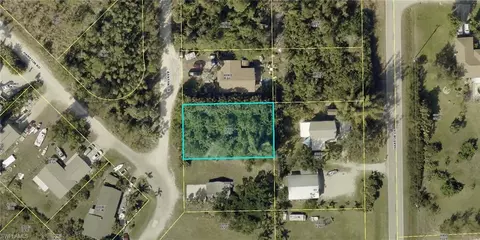 13682 Banyan Dr, Bokeelia, FL 33922