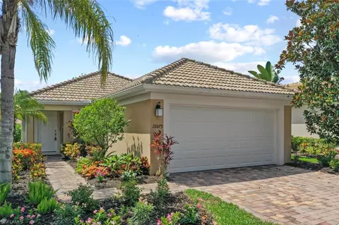 15079 Reef Ln, Bonita Springs, FL 34135