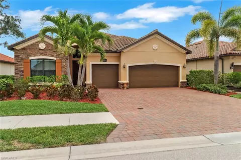 28103 Kerry Ct, Bonita Springs, FL 34135