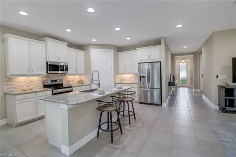 14594 Tropical Dr, Naples, FL 34114