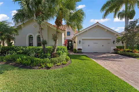 11950 Heather Woods Ct, Naples, FL 34120