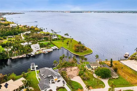 6936 Old Whiskey Creek Dr, Fort Myers, FL 33919