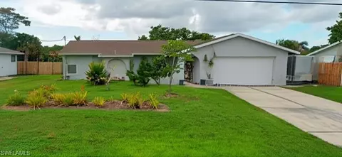 3113 54th Ln SW, Naples, FL 34116