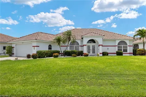 3925 Oasis Blvd, Cape Coral, FL 33914