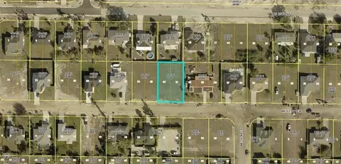 1013 NE 12th Ter, Cape Coral, FL 33909