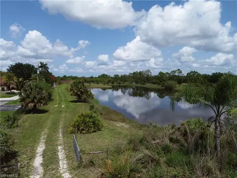2305 Desoto Blvd N, Naples, FL 34120