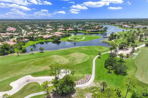View/Area - 7828 Valencia Ct, Naples, FL 34113 photo 9 of 12