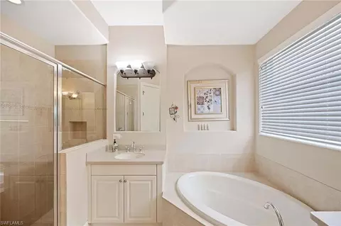 Bath - 7828 Valencia Ct, Naples, FL 34113 photo 1 of 3