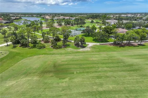 View/Area - 7828 Valencia Ct, Naples, FL 34113 photo 5 of 12