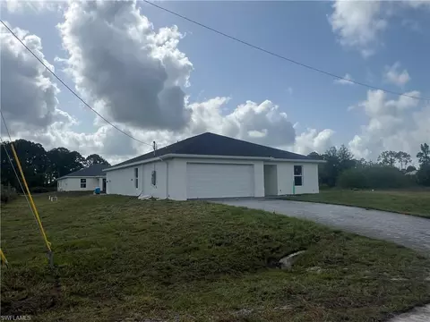 659 Glenquist Ave S, Lehigh Acres, FL 33974
