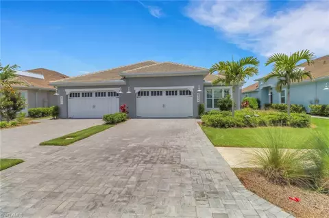 6374 Negril Isle Dr, Naples, FL 34113