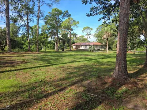 475 Weber Blvd S, Naples, FL 34117