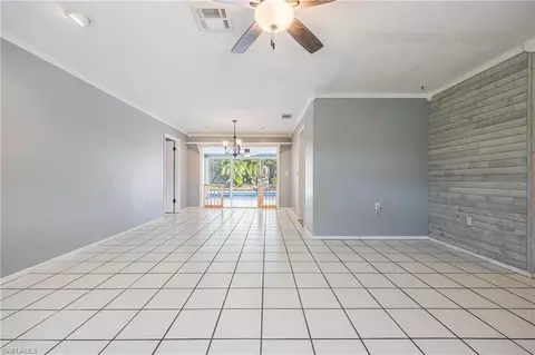 Living - 71 Mentor Dr, Naples, FL 34110 photo 3 of 6